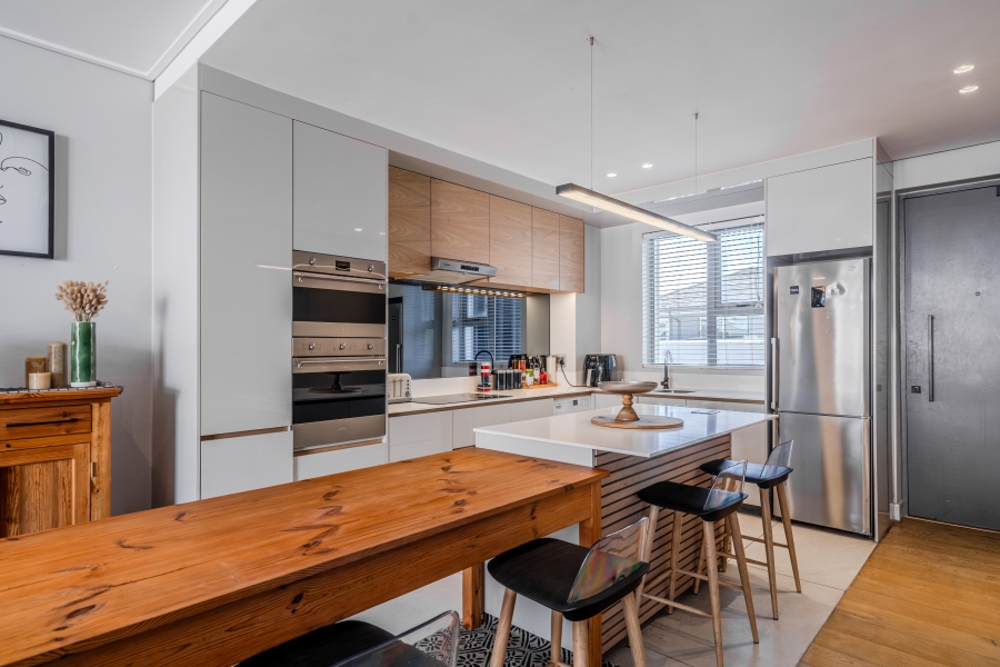 1 Bedroom Property for Sale in Green Point Western Cape